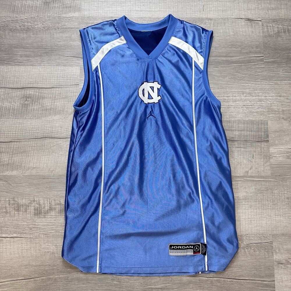 Vintage Jordan UNC North Carolina Tar Heels Reversible Jersey 2000s Nike Team M